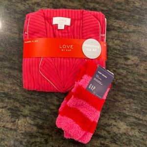 NWT Love by Gap Flannel PJ Set with Cozy Socks